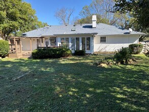 1920 E Mimosa St in Springfield, MO - Building Photo - Building Photo