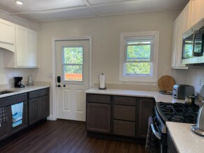 71 Willard Ave, Unit Unit 3 in Springfield, MA - Building Photo - Building Photo