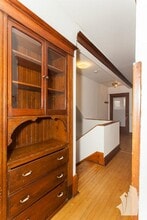 2730 N Wayne Ave, Unit 2 in Chicago, IL - Building Photo - Building Photo