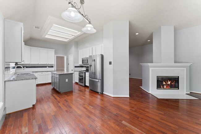 property at 35 Lamps Glow Pl