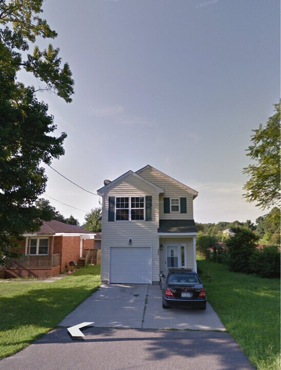 2601 Abingdon St in Chesapeake, VA - Building Photo