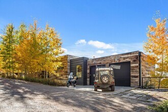 191 Skimming Ln in Aspen, CO - Building Photo - Building Photo