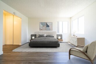 251 Weston Cir, Unit 22 in Vista, CA - Building Photo - Building Photo