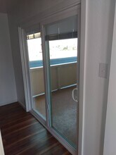 257 East Ave, Unit unit 1 in San Bruno, CA - Building Photo - Building Photo