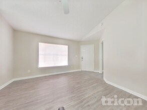 3131 Kelling St in Houston, TX - Foto de edificio - Building Photo