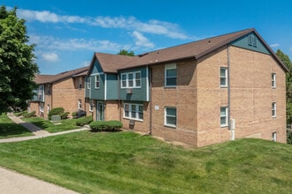 Kensington Pointe in Madison, WI - Foto de edificio - Building Photo
