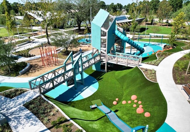 property at 21510 N Tangle Creek Ln