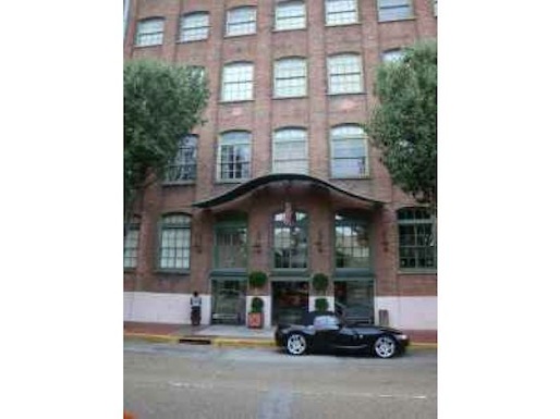 1107 S Peters St, Unit 321 in New Orleans, LA - Building Photo - Building Photo