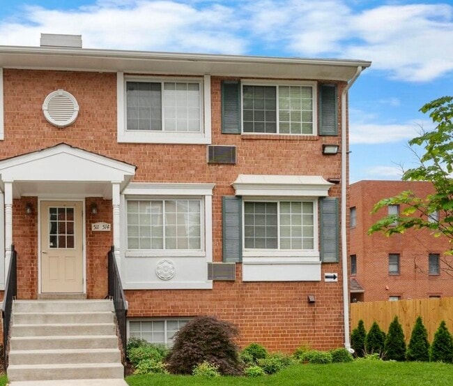 610 Main St, Unit 511 in Laurel, MD - Building Photo - Building Photo