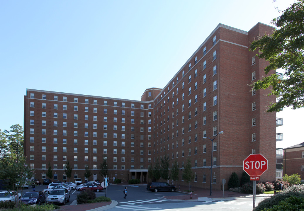 UNC-CH Morrison Residence Hall in Chapel Hill, NC - Building Photo