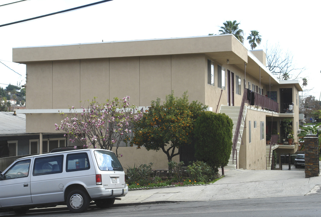 1430 Lucille Ave in Los Angeles, CA - Building Photo