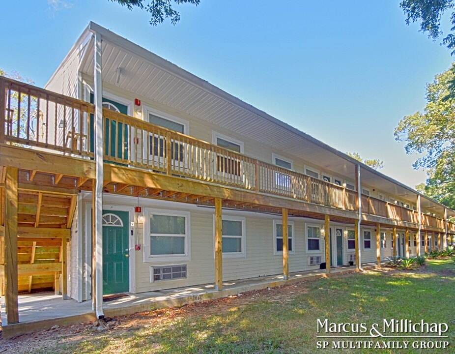 2501 S Meridian St in Tallahassee, FL - Building Photo