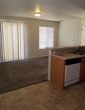 2111 Northmoor Terrace in Pueblo, CO - Building Photo - Building Photo