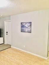 740 Magnolia Ln, Unit 2 in Marion, IA - Building Photo - Building Photo