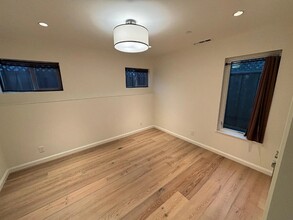 428B Sylvan Ave in San Mateo, CA - Foto de edificio - Building Photo