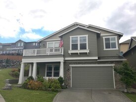 34113 10th Ct SW in Federal Way, WA - Building Photo