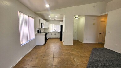 2032 E Catclaw St in Gilbert, AZ - Building Photo - Building Photo