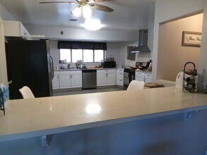 1904 Chapman Dr in Las Vegas, NV - Building Photo - Building Photo
