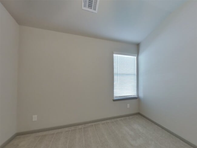 property at 9845 Gln Brk Ln