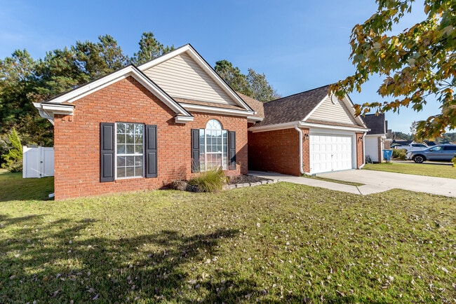 19 Aquinnah Dr in Pooler, GA - Building Photo - Building Photo