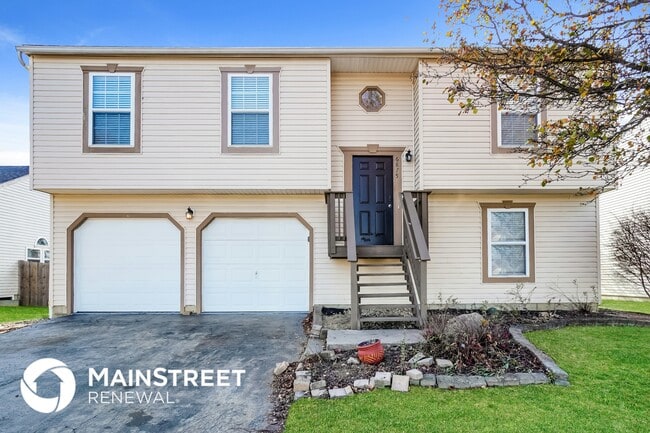 property at 6875 Winchester Lakes Blvd