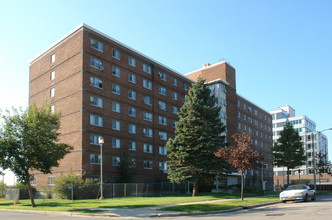 Convent Hill in Milwaukee, WI - Building Photo - Building Photo