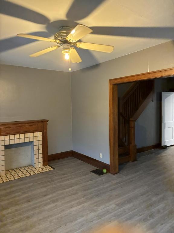 property at 548 S Diamond St