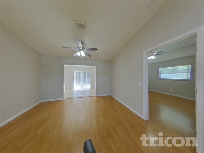 2305 Cutler Ct in Kissimmee, FL - Foto de edificio - Building Photo