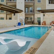 BARONS PARK in Fredericksburg, TX - Building Photo - Building Photo