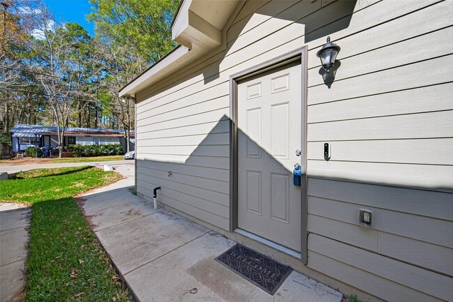 12004 Canal St in Willis, TX - Building Photo - Building Photo