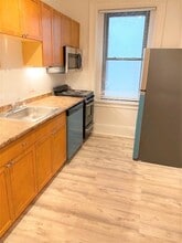 878 Massachusetts Ave, Unit 6 in Cambridge, MA - Building Photo - Building Photo