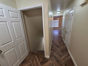 1000 E Bluffview in Washington, UT - Foto de edificio - Building Photo