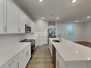 5808 Fly Fisher St in Las Vegas, NV - Foto de edificio - Building Photo