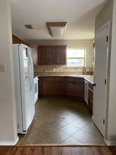 1925 Willow Vale Dr in Fort Worth, TX - Building Photo - Building Photo