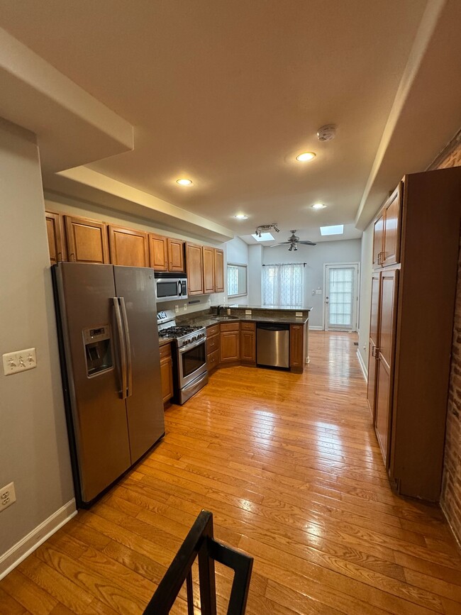 11 N Streeper St in Baltimore, MD - Building Photo - Building Photo