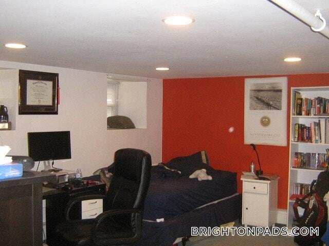 4 Nottinghill Rd