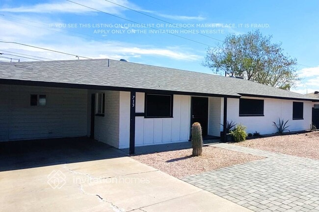 property at 713 E Commonwealth Pl