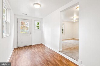 2060 Flag Marsh Rd in Mount Airy, MD - Building Photo - Building Photo