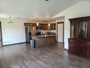 301 Boone Dr in Belgrade, MT - Building Photo - Building Photo