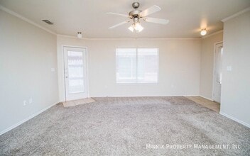 515 N Clinton Ave in Lubbock, TX - Building Photo - Building Photo