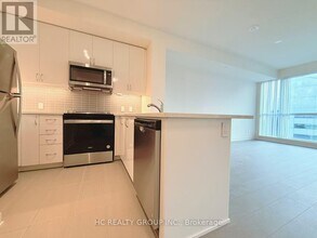 4955-4955 Yonge St in Toronto, ON - Building Photo - Building Photo