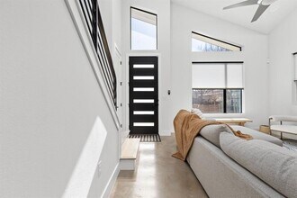 608 Hammack Dr in Austin, TX - Building Photo - Building Photo