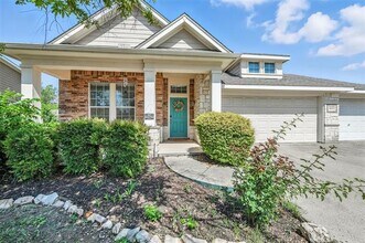 6121 Paddlefish Dr in Fort Worth, TX - Building Photo - Building Photo