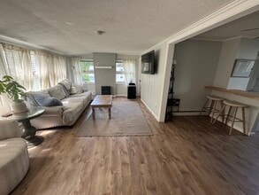 37 Tewksbury St in Andover, MA - Building Photo - Building Photo