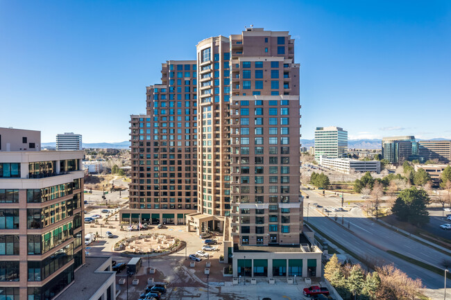 Penterra Plaza in Denver, CO - Foto de edificio - Building Photo