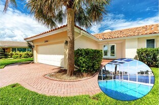 2096 Massachusetts Ave NE in St. Petersburg, FL - Building Photo