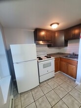 217 3rd St, Unit 2 in Newburgh, NY - Foto de edificio - Building Photo