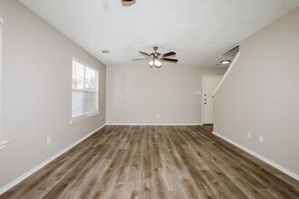 33103 Cottonwood Bend in Magnolia, TX - Building Photo - Building Photo