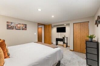 336 N Walnut St, Unit SI ID1285073P in Itasca, IL - Foto de edificio - Building Photo