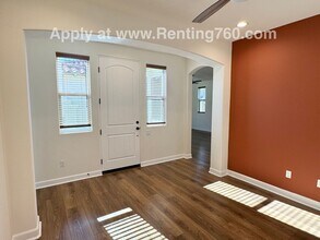 7379 Via Real Lane in Yucca Valley, CA - Building Photo - Building Photo